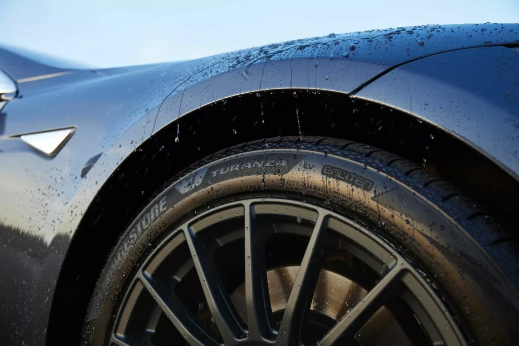2023 Bridgestone Turanza EV 6 Motor16