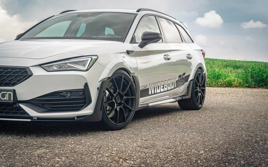 2023 Cupra Leon ST JE Design 17 Motor16