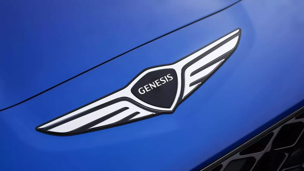 2023 Genesis G70. Imagen emblema.