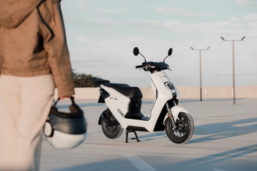 3,5 millones de motos eléctricas son las que Honda espera vender en el año 2030 4 Motor16 2023 Honda EM1 ejpg 1 Motor16