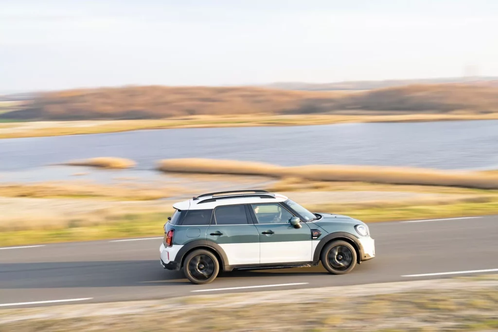 2023 MINI Cooper S Countryman ALL4 Uncharted 17 Motor16