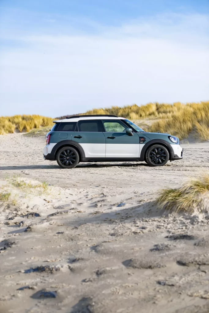 2023 MINI Cooper S Countryman ALL4 Uncharted 23 Motor16