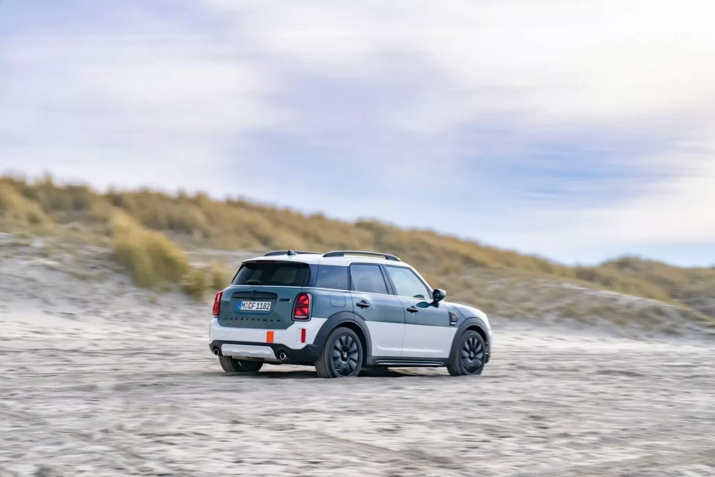 2023 MINI Cooper S Countryman ALL4 Uncharted 8 Motor16