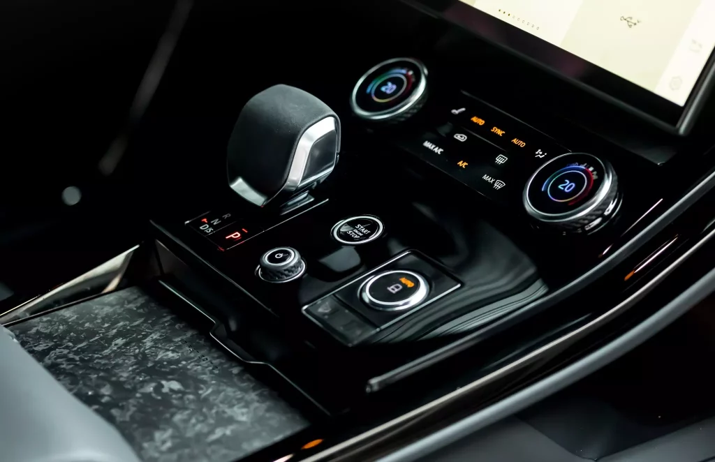 2023 Manhart Range Rover Sport 25 Motor16