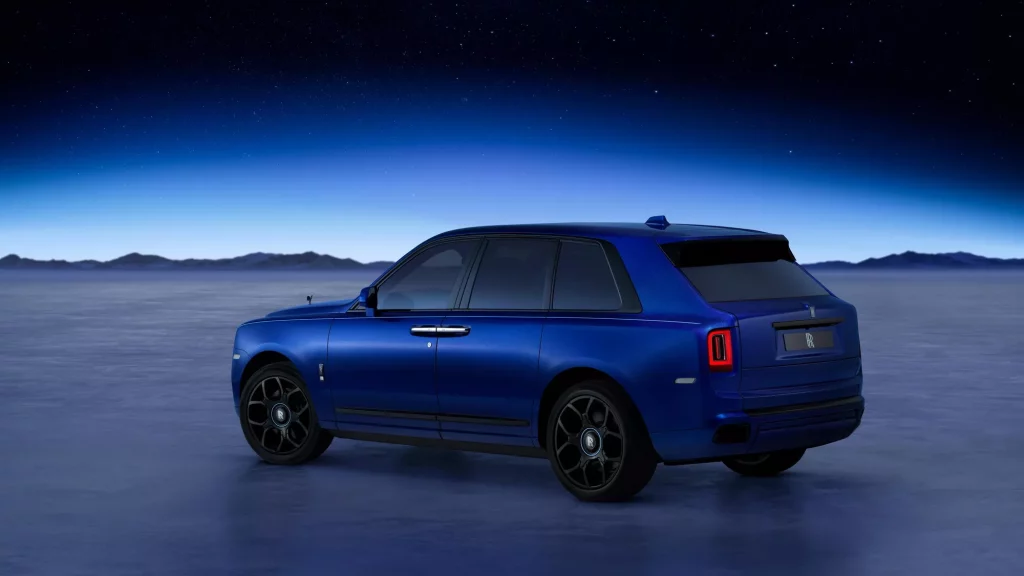 2023 Rolls-Royce Cullinan Blue Shadow. Imagen estática.