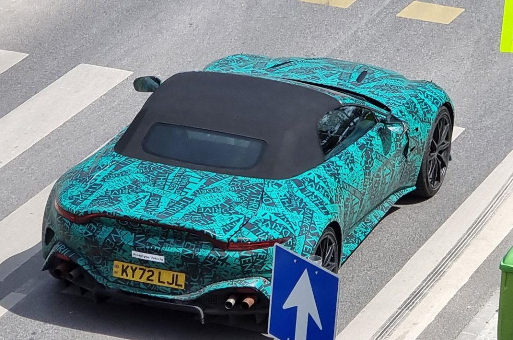 Aston Martin Vantage Volante facelift 3 Motor16