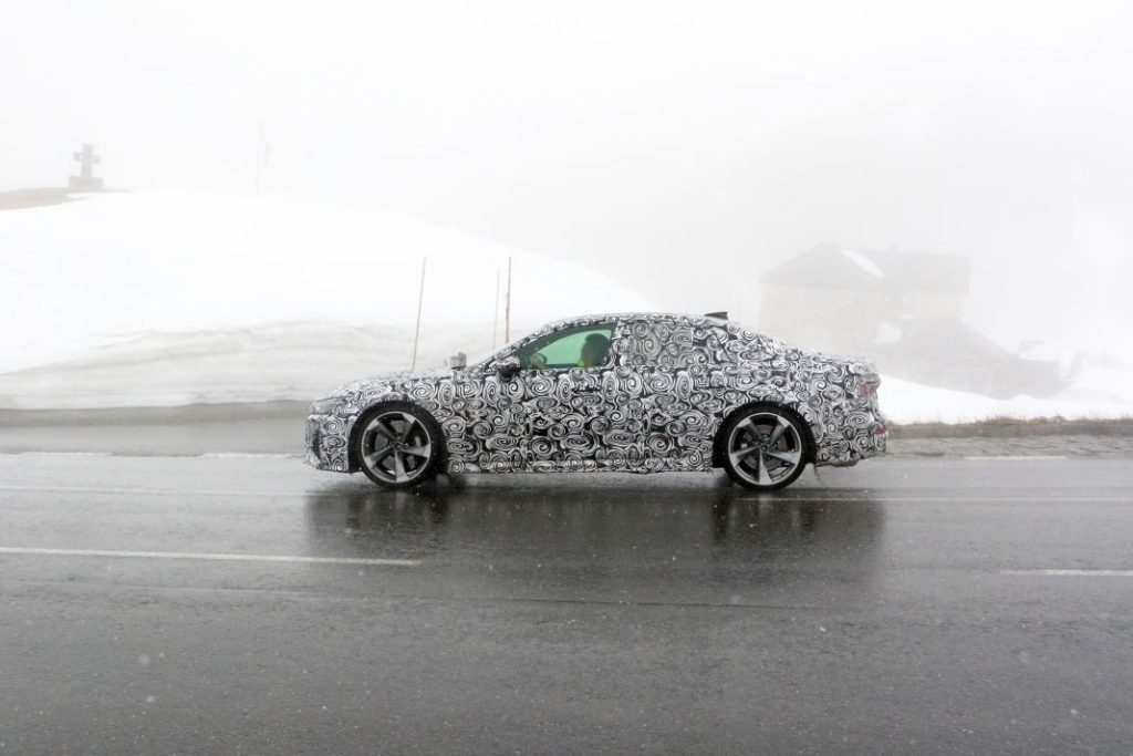 Aquí se esconde el próximo Audi RS 7. Pero no es como imaginas 14 Motor16 Audi RS7 mule 16 Motor16