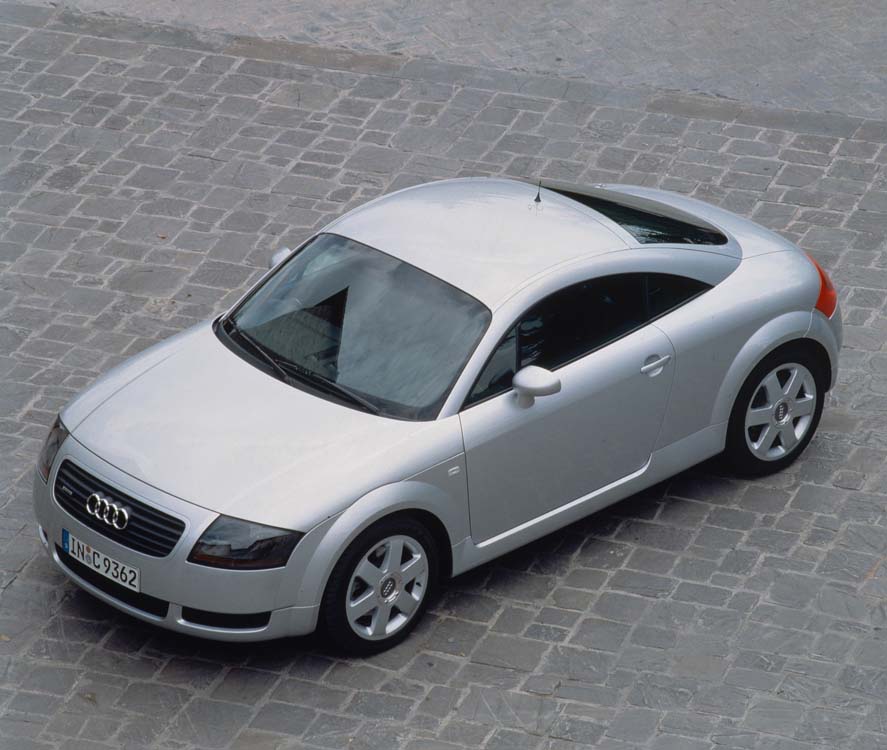 Audi TT, un deportivo de raza que cumple 25 años 1 Motor16 Audi TT primera generación.