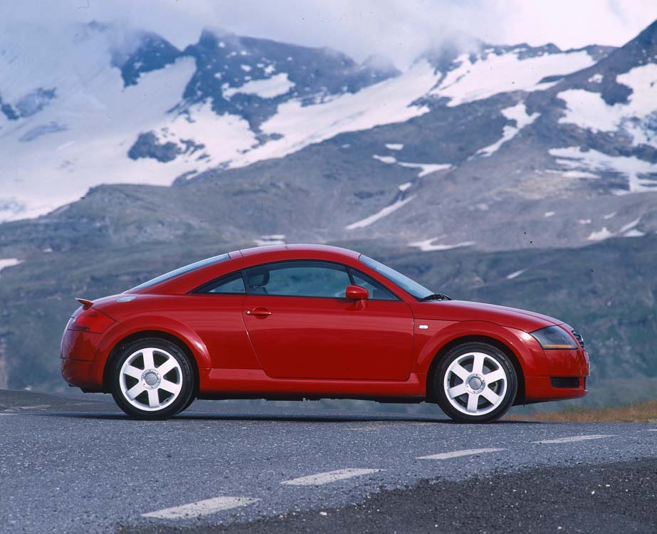 Audi TT, un deportivo de raza que cumple 25 años 12 Motor16 Audi TT 7 Motor16