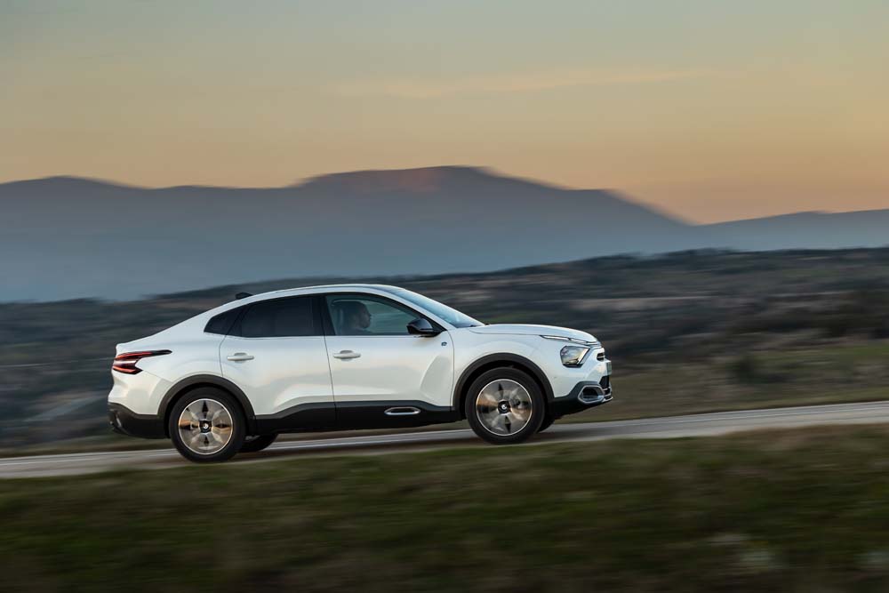 Citroën e C4 X