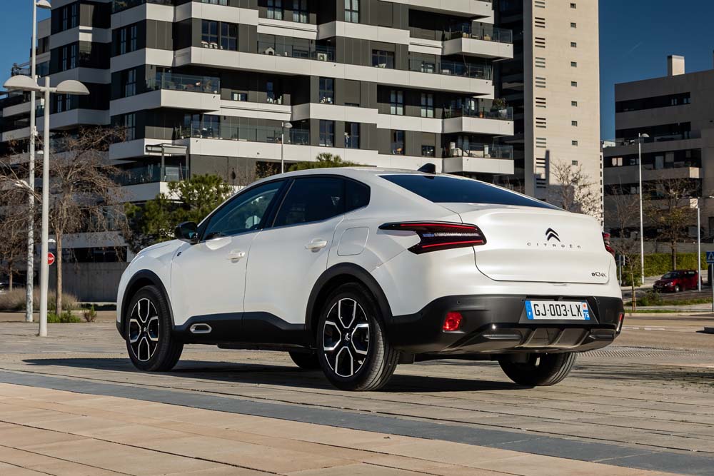 Citroën e C4 X