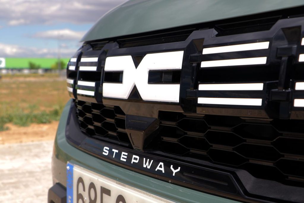 Prueba del Dacia Sandero Stepway TCe Extreme Go 110 CV: Ágil y relativamente asequible 8 Motor16 Dacia Sandero Stepway 06 Motor16