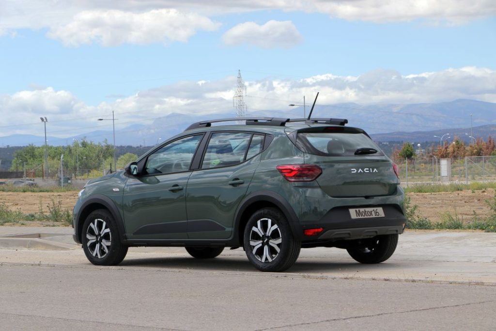 Dacia Sandero Stepway 11 Motor16