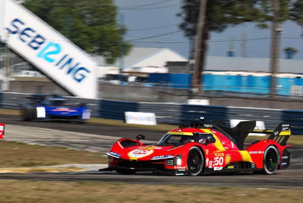 La crónica de unos accidentes anunciados: cómo destrozar coches de millones de euros ¿también en la Fórmula 1? 7 Motor16 FERRARI SEBRING Motor16