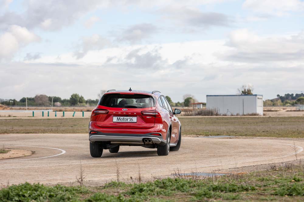 Prueba Ford Focus Sportbreak 1.0 EcoBoost 155 CV MHEV AT Active X 26 Motor16 Ford Focus Sportbreak 1.0 EcoBoost 155 CV MHEV AT 17 Motor16