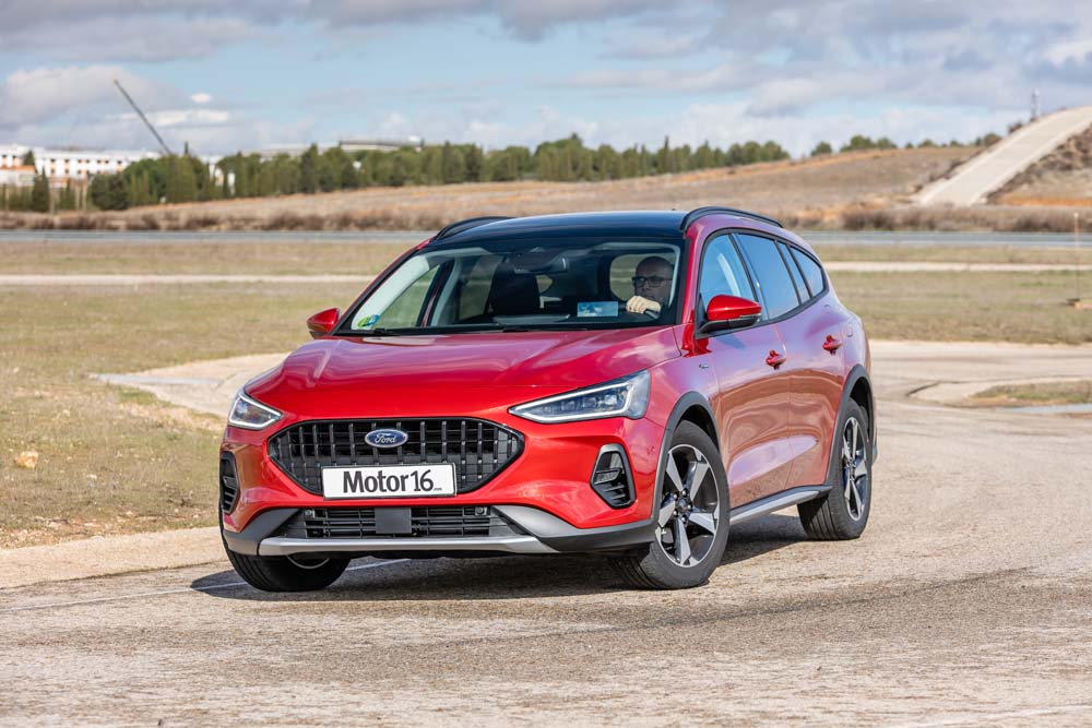 Prueba Ford Focus Sportbreak 1.0 EcoBoost 155 CV MHEV AT Active X 30 Motor16 Ford Focus Sportbreak 1.0 EcoBoost 155 CV MHEV AT 21 Motor16