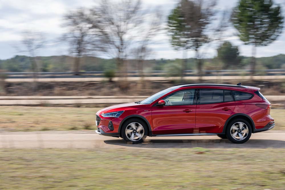 Prueba Ford Focus Sportbreak 1.0 EcoBoost 155 CV MHEV AT Active X 31 Motor16 Ford Focus Sportbreak 1.0 EcoBoost 155 CV MHEV AT 22 Motor16