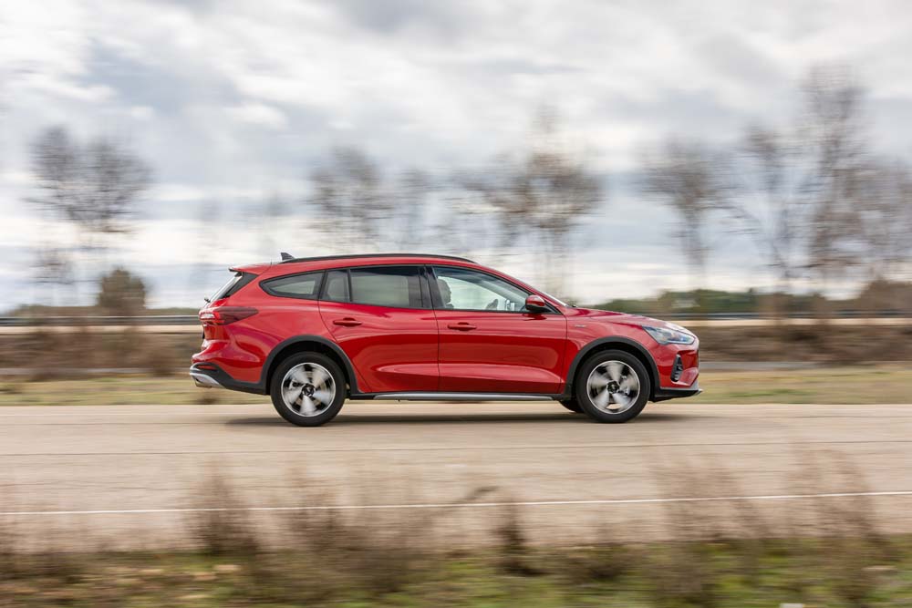 Prueba Ford Focus Sportbreak 1.0 EcoBoost 155 CV MHEV AT Active X 2 Motor16 Ford Focus Sportbreak 1.0 EcoBoost 155 CV AT