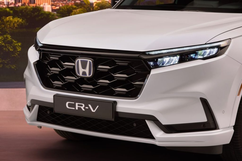 Honda CR-V 2024: Llegará en otoño, y podrás elegir entre híbrido o PHEV 7 Motor16 Honda CR V 2024 14 Motor16