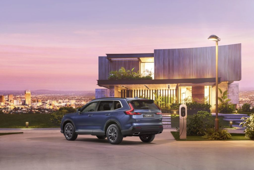 Honda CR-V 2024: Llegará en otoño, y podrás elegir entre híbrido o PHEV 1 Motor16 Honda CR V 2024 2 Motor16