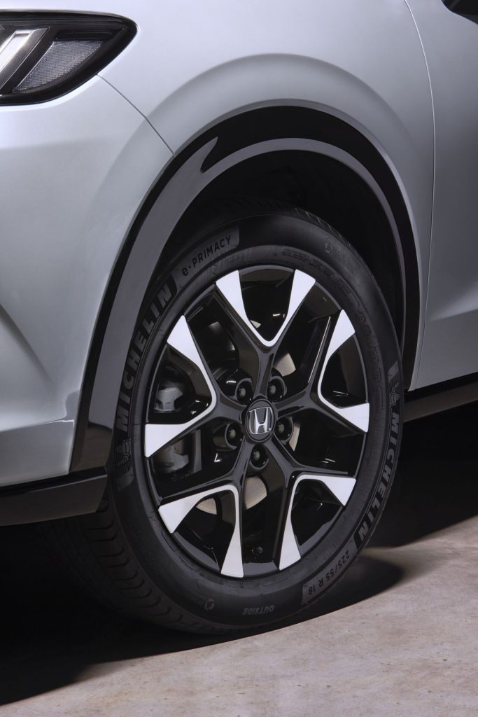 Honda ZR-V: Un SUV a caballo entre del HR-V y el CR-V 16 Motor16 Honda ZR V 6 Motor16