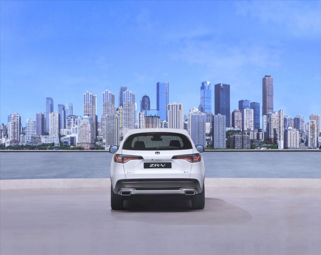 Honda ZR-V: Un SUV a caballo entre del HR-V y el CR-V 14 Motor16 Honda ZR V 8 Motor16