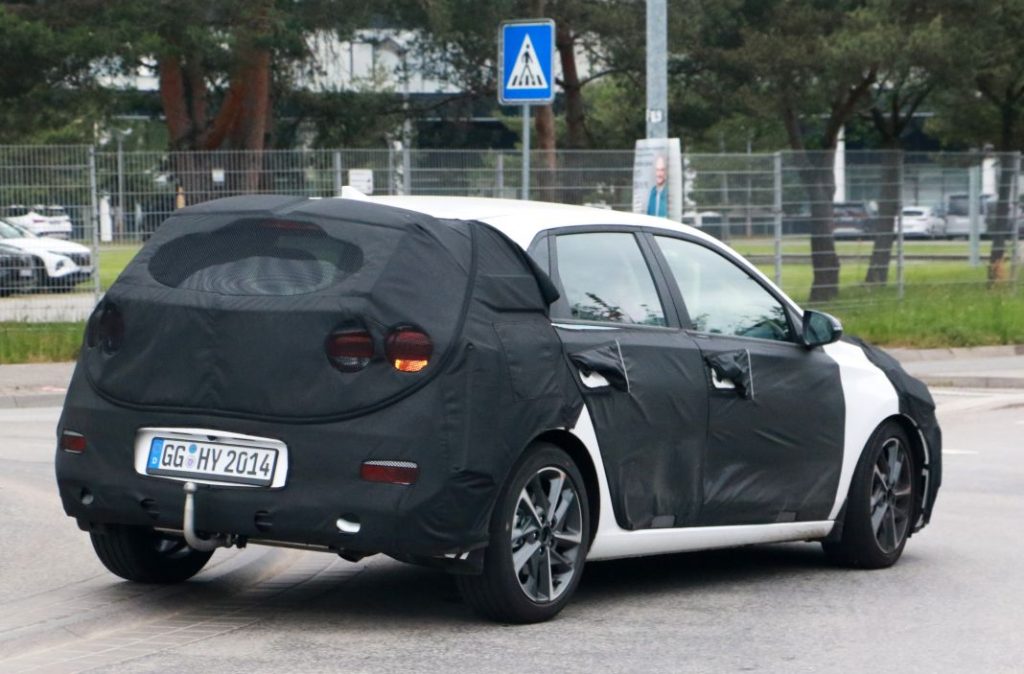 El Hyundai i30 recibirá otra actualización, más profunda que la anterior 2 Motor16 Hyundai i30 facelift 14