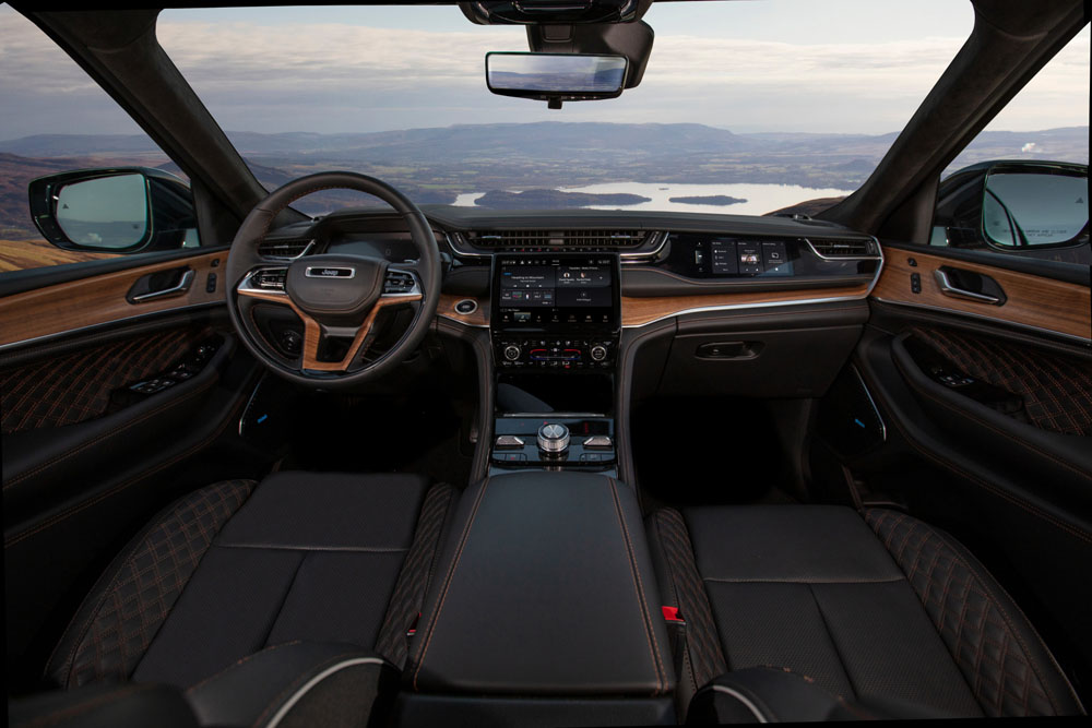 Conducimos el Jeep Grand Cherokee: Robusto y refinado hasta el infinito 2 Motor16 JEEP GRAND CHEROKEE 13 Motor16