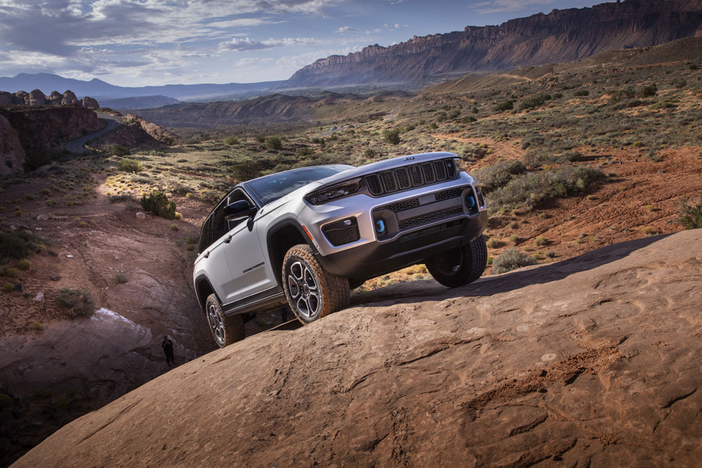 Conducimos el Jeep Grand Cherokee: Robusto y refinado hasta el infinito 3 Motor16 JEEP GRAND CHEROKEE 18 Motor16