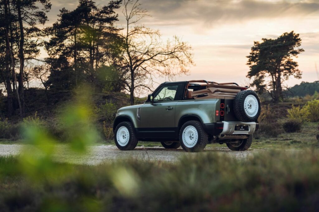 Land Rover Defender 90 Convertible 2024 Heritage Customs 42 Motor16