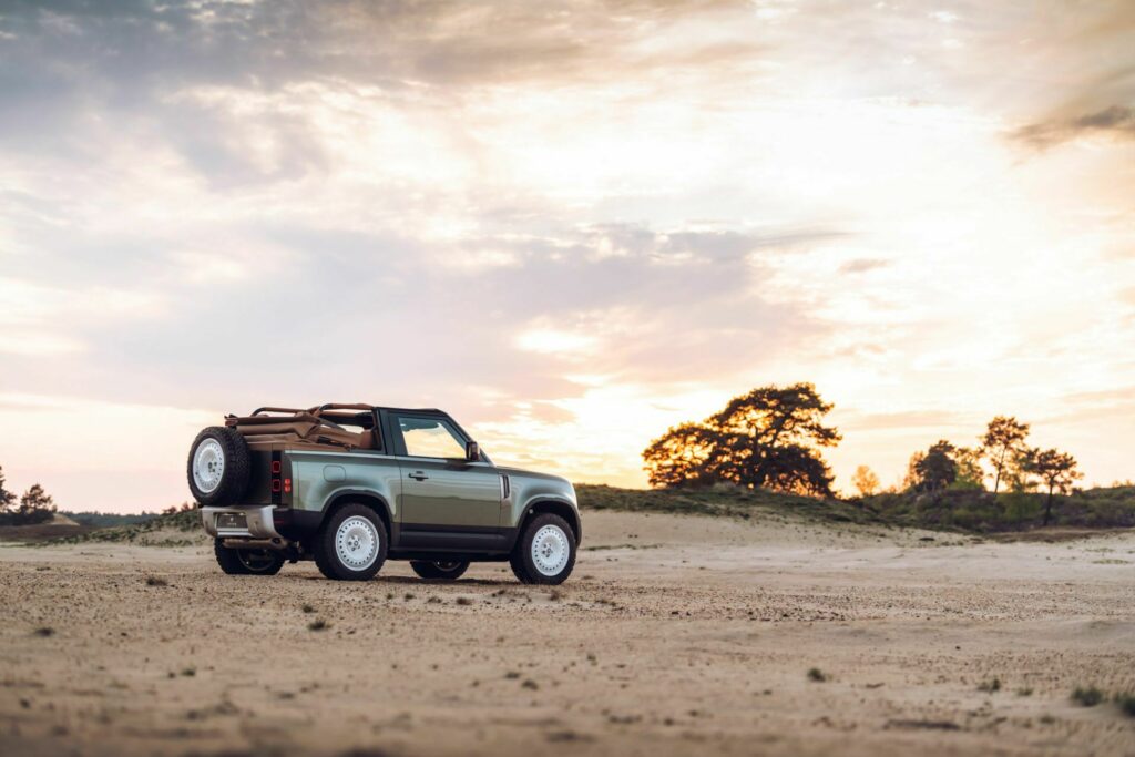 Land Rover Defender 90 Convertible 2024 Heritage Customs 46 Motor16