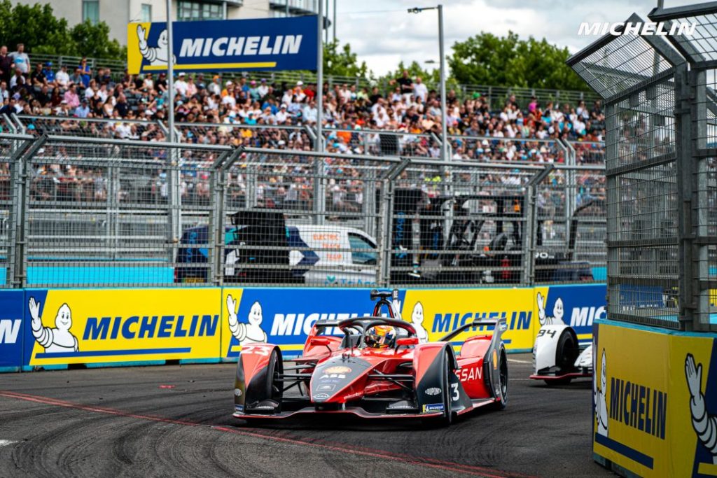 Si te apasiona conducir, elige MICHELIN 2 Motor16 neumaticos michelin formula e