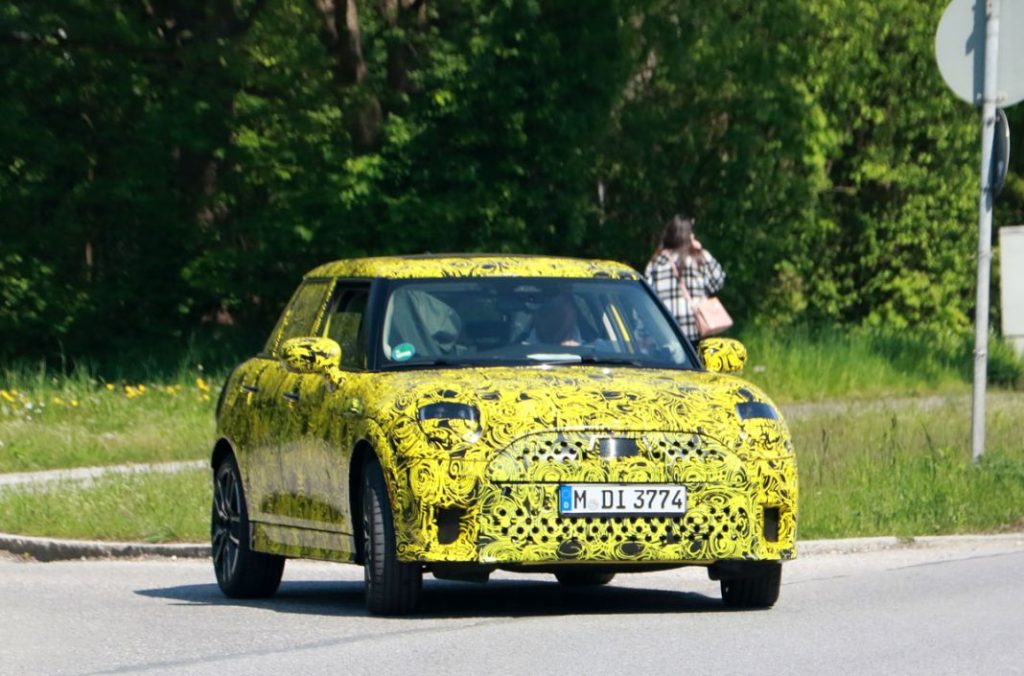 Todo listo para el Mini Cooper 5 puertas 3 Motor16 MINI Cooper 5 door 1 Motor16