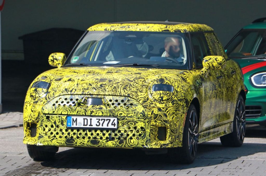 Todo listo para el Mini Cooper 5 puertas 14 Motor16 MINI Cooper 5 door 13 Motor16