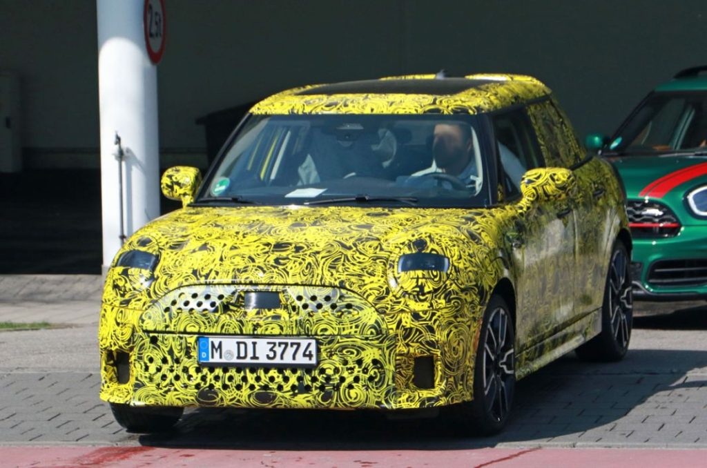 Todo listo para el Mini Cooper 5 puertas 15 Motor16 MINI Cooper 5 door 14 Motor16