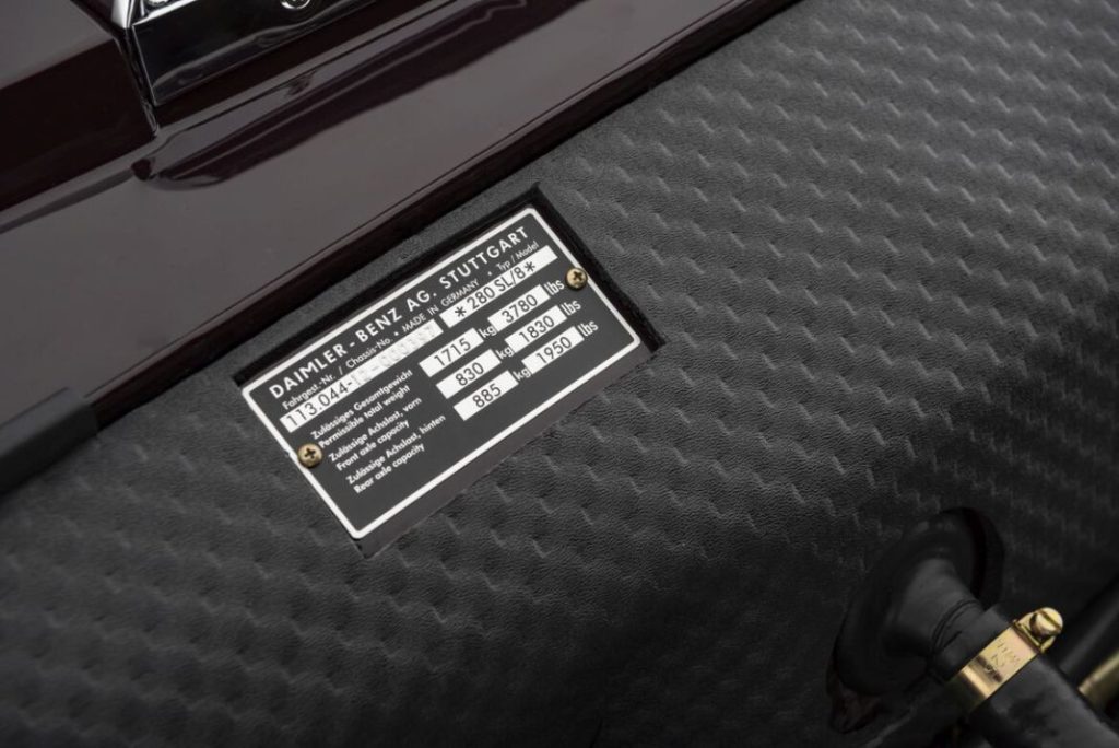 BRABUS te permite reestrenar un Mercedes Pagoda de los años 60. Pero no será nada barato 12 Motor16 Mercedes Benz 280 SL Pagoda BRABUS Classic 12 Motor16