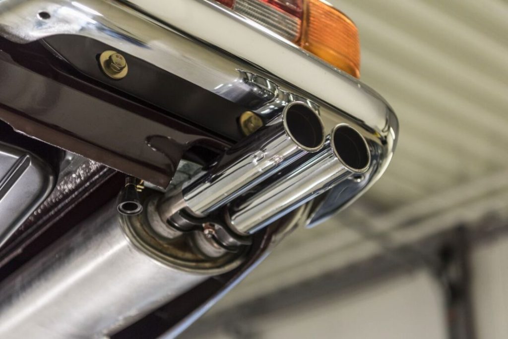 BRABUS te permite reestrenar un Mercedes Pagoda de los años 60. Pero no será nada barato 16 Motor16 Mercedes Benz 280 SL Pagoda BRABUS Classic 14 Motor16
