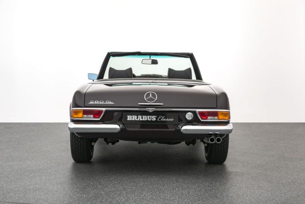 BRABUS te permite reestrenar un Mercedes Pagoda de los años 60. Pero no será nada barato 7 Motor16 Mercedes Benz 280 SL Pagoda BRABUS Classic 4 Motor16