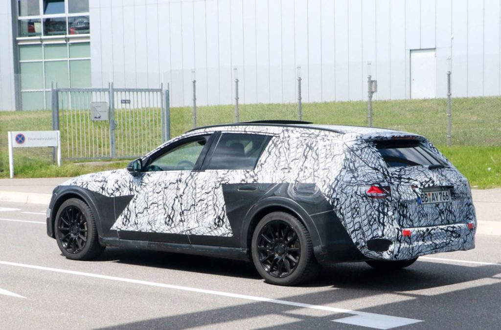 Mercedes E Class All Terrain 9 Motor16