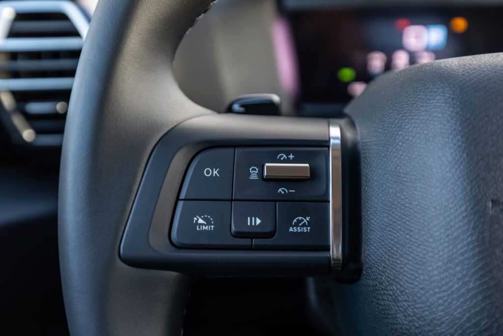 Citroën C4 X BlueHDI 130 EAT8. Un leal compañero de viaje 17 Motor16 Motor16 Citroen C4X 3 Motor16