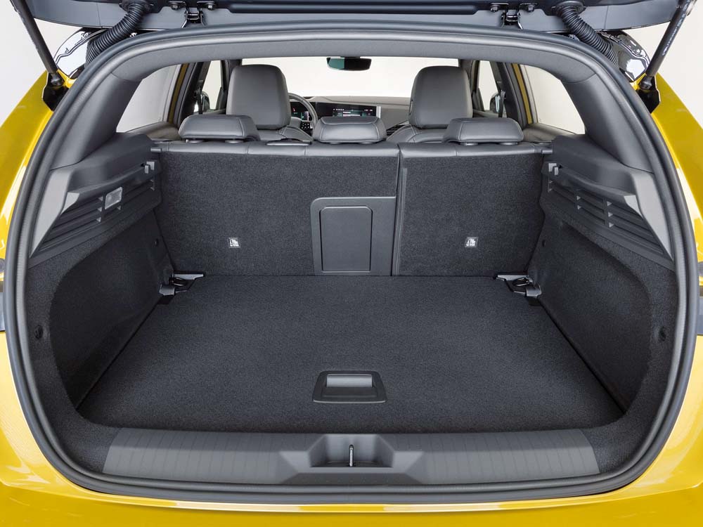 Opel Astra PHEV 180 CV