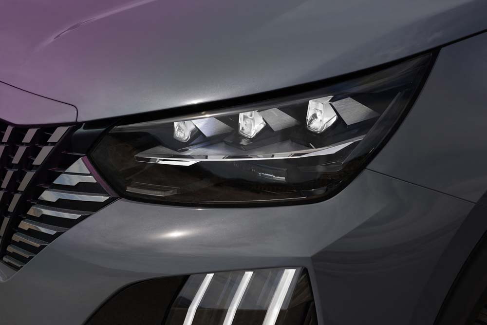 Nuevo Peugeot E-2008 First Edition: Ya lo puedes reservar... pero corre 10 Motor16 Peugeot E 2008 7 1 Motor16