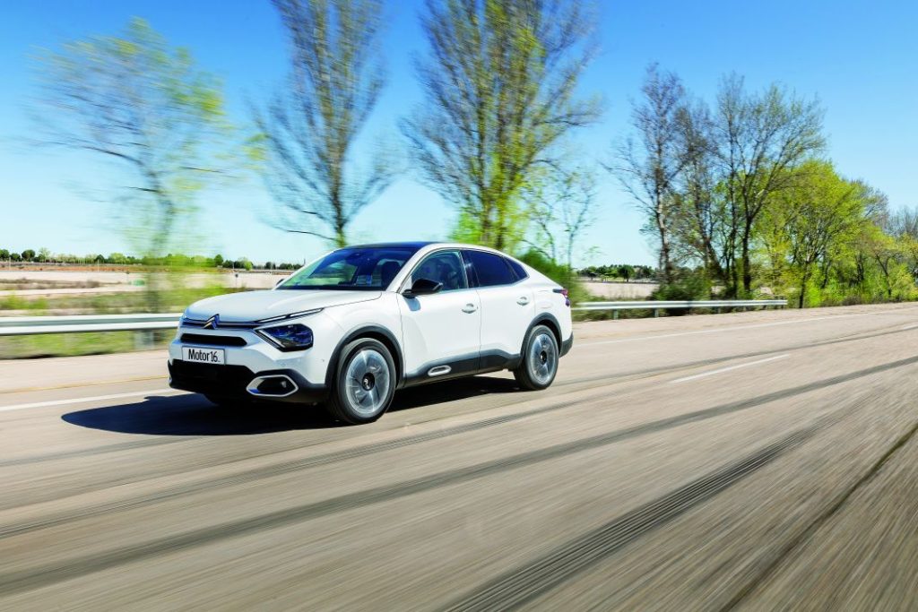 Citroën C4 X BlueHDI 130 EAT8. Un leal compañero de viaje 3 Motor16 Prueba Citroen C4 X