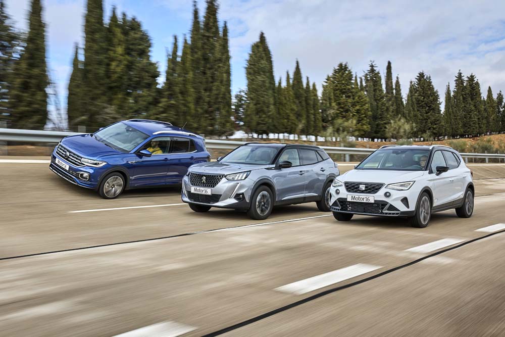 Comparativa Seat Arona 1.0 TSI, Peugeot 2008 1.2 PureTech y VW T-Cross 1.0 TSI 41 Motor16 Puegeot 2008 Seat Arona VW T Cross 5 Motor16