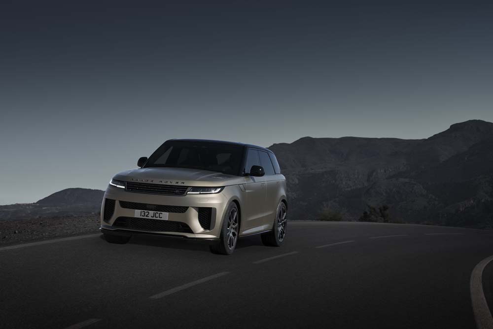 Range Rover Sport SV. Sólo disponible mediante invitación 12 Motor16 Range Rover Sport EV 13 Motor16
