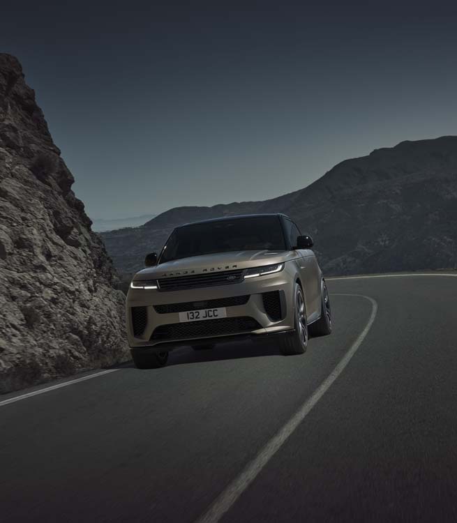 Range Rover Sport SV. Sólo disponible mediante invitación 13 Motor16 Range Rover Sport EV 14 Motor16