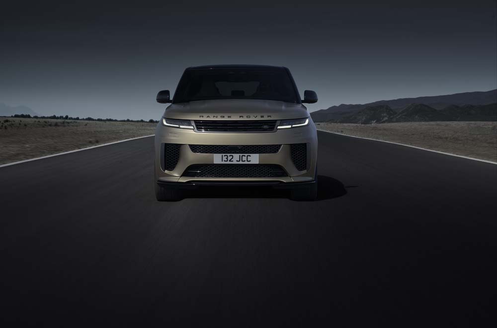Range Rover Sport SV. Sólo disponible mediante invitación 18 Motor16 Range Rover Sport EV 21 Motor16