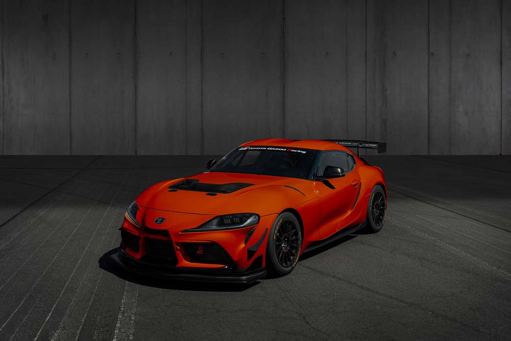 El Toyota GR Supra GT4 celebra sus 100 unidades con un 'regalo' 2 Motor16 Toyota GR Supra GT4