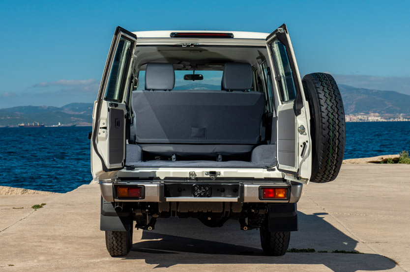 Toyota Land Cruiser 70 nuevo motor diesel turbo 12 Motor16