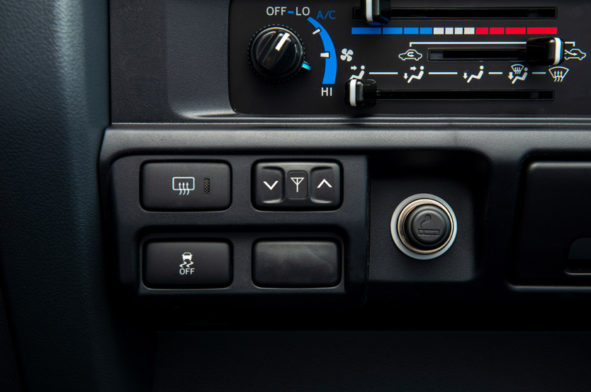 Toyota Land Cruiser 70 nuevo motor diesel turbo 27 Motor16